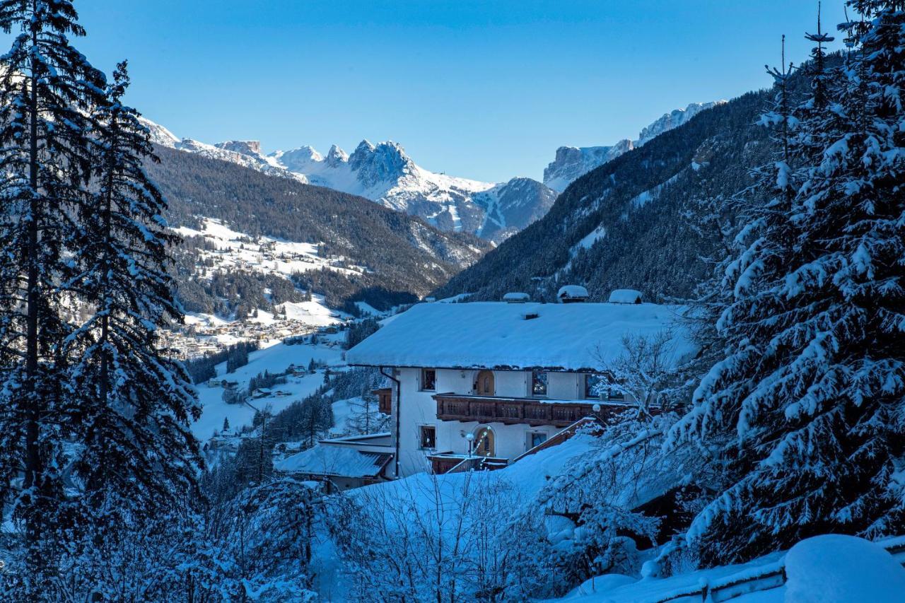 Chalet Alpina Ortisei Eksteriør billede