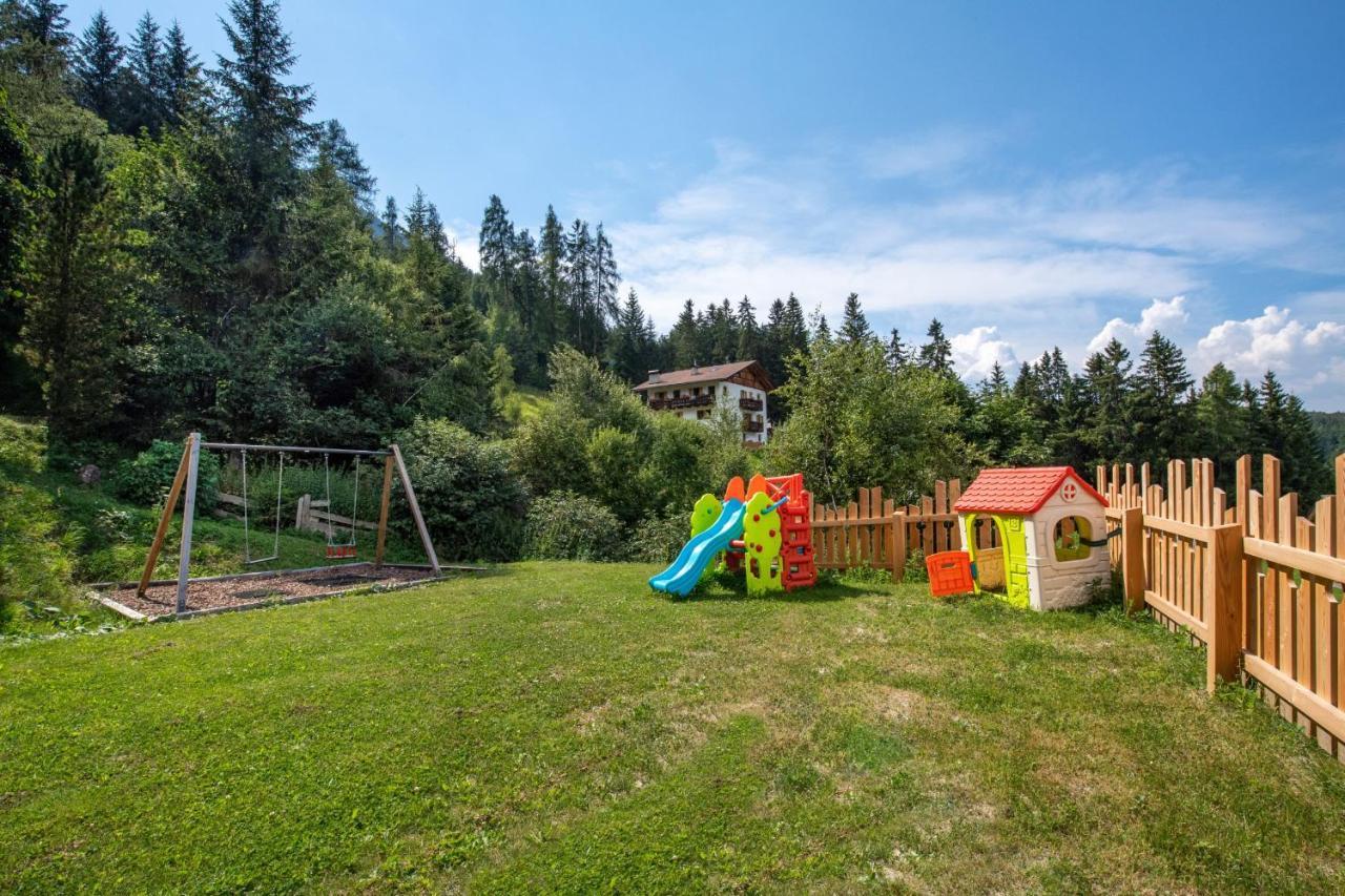 Chalet Alpina Ortisei Eksteriør billede